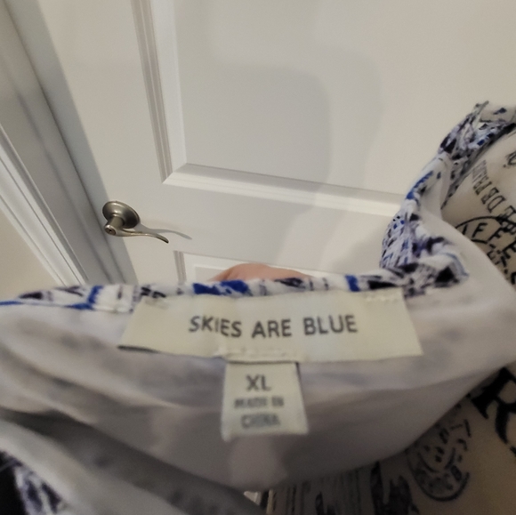 Summer Top - Picture 2 of 3